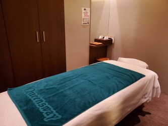 クイーンズウェイ 福岡三越 | 天神/大名のリラクゼーション クイーンズウェイ 福岡三越 | 天神/大名のリラクゼーション