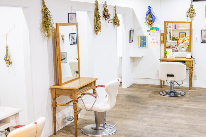 Jewel Box 〜私のトリートメント〜 東梅田店 | 梅田のヘアサロン