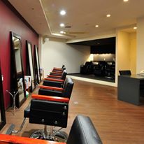 nodi | 梅田のヘアサロン