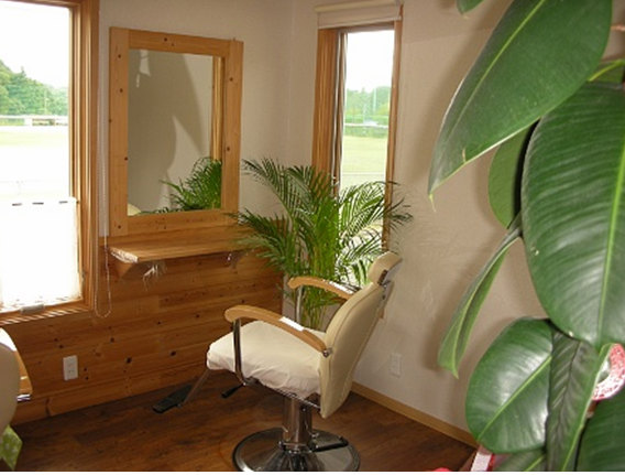 MEEK | 成田のヘアサロン