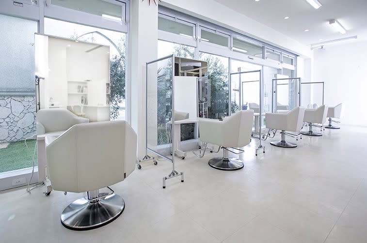 NICOLA | みよしのヘアサロン