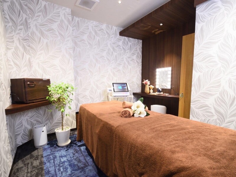 QlassyGirl×DANDYELL | 梅田のエステサロン