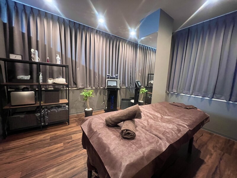 小顔&リラクゼーション. Two's | 元町のエステサロン