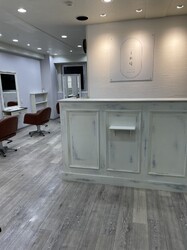 inq | 名駅のヘアサロン