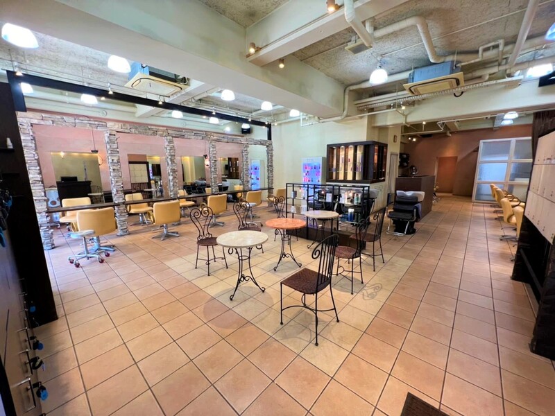 Tiele | 九条/弁天町のヘアサロン