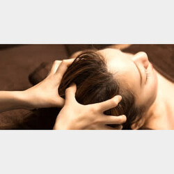 進化系よもぎ蒸しサロンアージュ | 灘/住吉のリラクゼーション