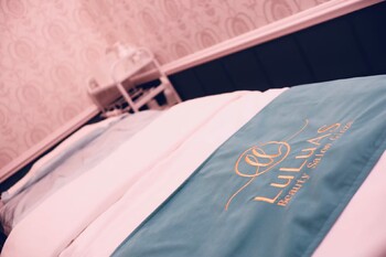 ルルアス銀座 水素水毛穴専門店 | 銀座のエステサロン