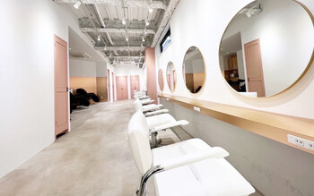 Zina 難波 髪質改善/前髪カット/韓国レイヤーカット【ジーナ】 | なんばのヘアサロン