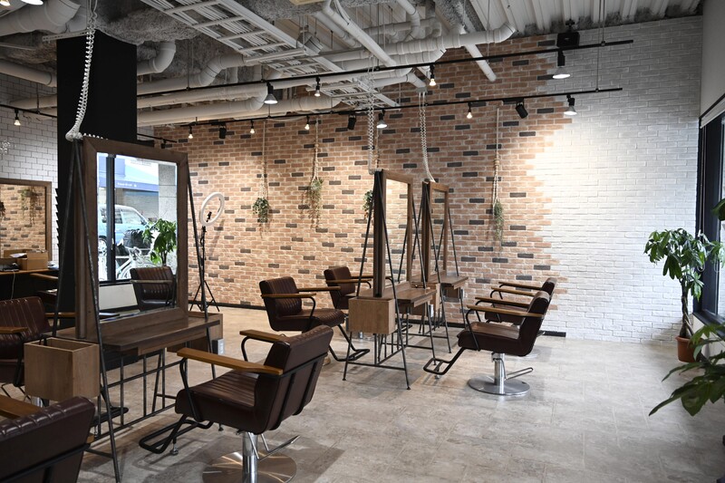 Spec Holder | 藤井寺のヘアサロン