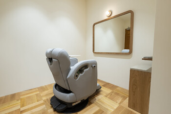 grus 完全個室型美容室髪質改善縮毛矯正&ヘッドスパ | 上野のヘアサロン