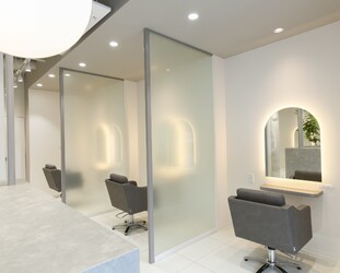 Fleu[r] フルー 都立大学店 | 学芸大学のヘアサロン