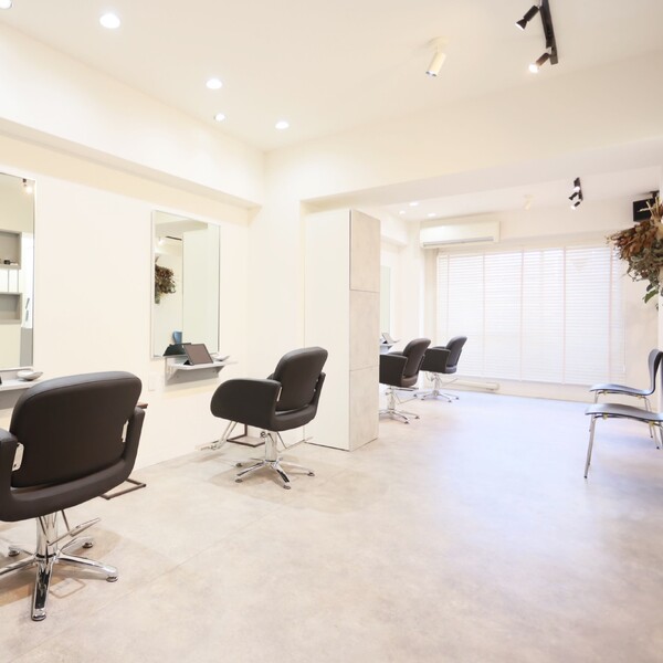 LAKA TOCCA | 恵比寿のヘアサロン