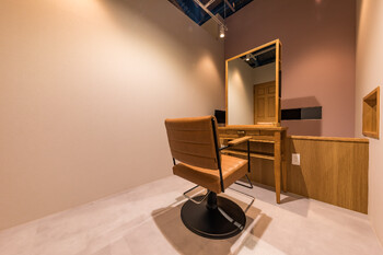 半個室 rire hair 大野城店 | 大野城のヘアサロン