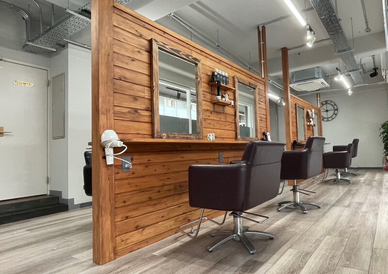 Shutter | 武蔵小杉のヘアサロン