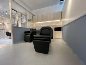 Agu hair aris 十三店 | 十三のヘアサロン Agu hair aris 十三店 | 十三のヘアサロン