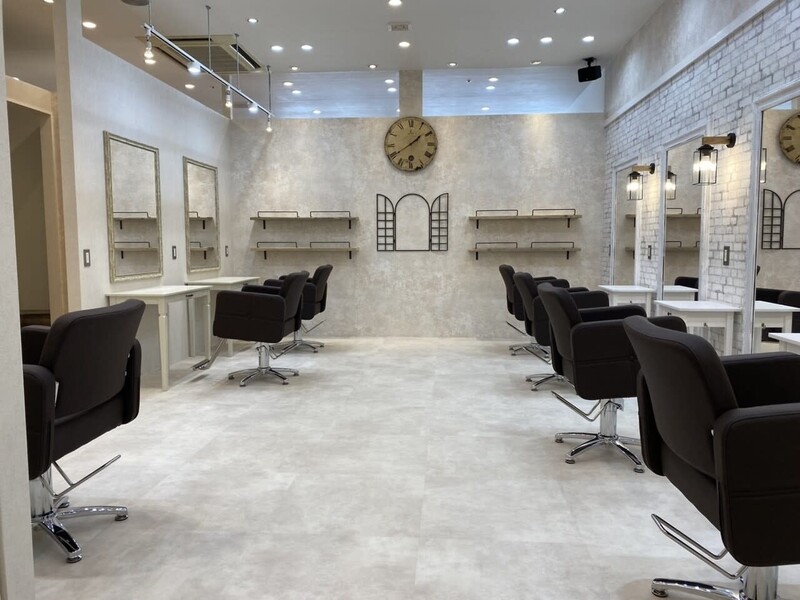 Agu hair venus 徳島ザ・ビッグ鴨島店 | 吉野川のヘアサロン