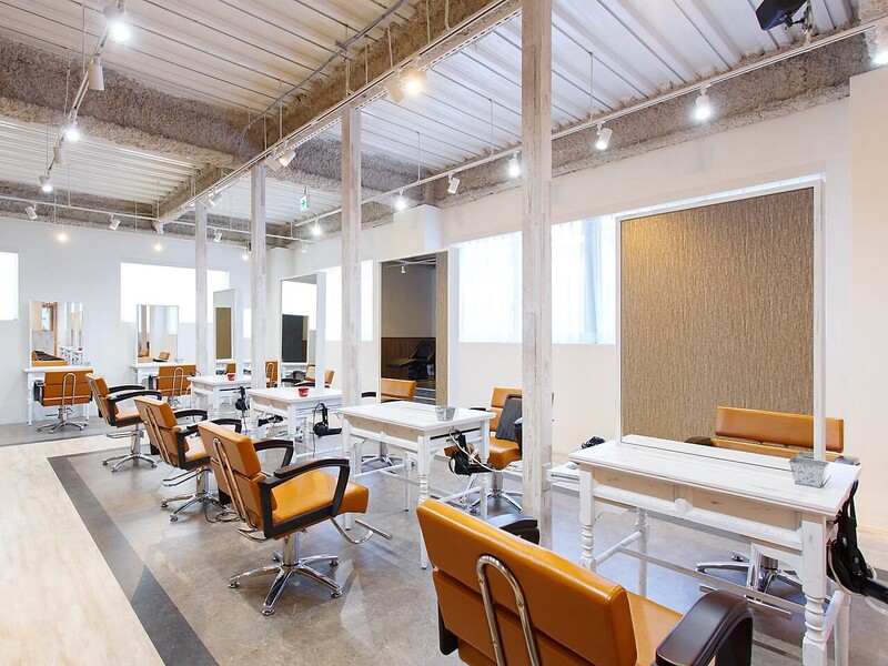 Agu hair chiffon 淡路店 | 新大阪のヘアサロン