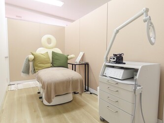 Lizera & Co. 御茶ノ水店 | 御茶ノ水のネイルサロン