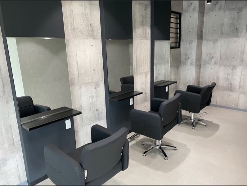 _WHITE 京橋店 | 京橋のヘアサロン