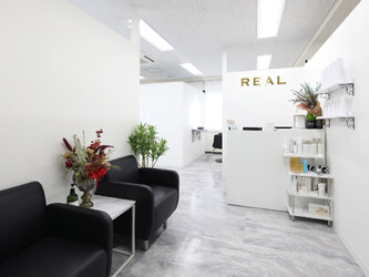 REAL | 栄/矢場町のヘアサロン
