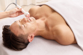 [お腹&小顔] 痩身専門サロン PELLY | 本町のエステサロン