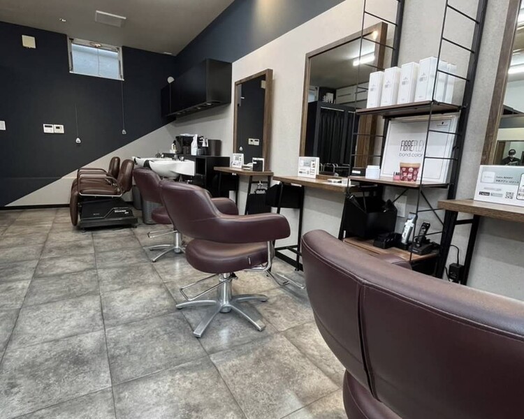 hairs BERRY 長住店 | 西新/姪浜のヘアサロン