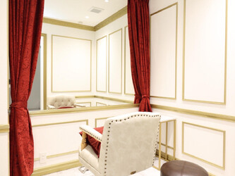 Flowers petal by sumika | 小金井のヘアサロン