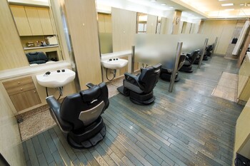 銀座マツナガ八重洲店 | 丸の内のヘアサロン
