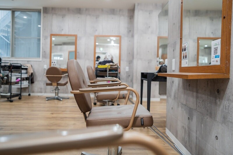 _WHITE+ 南海難波店 | なんばのヘアサロン