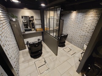 Lit. by HAREKE | 東村山のヘアサロン