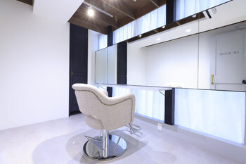 and.S | 銀座のヘアサロン