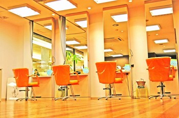 ヘアメイクティアラ | 鎌ヶ谷のヘアサロン