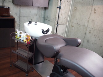 1+ Unplus | 市川のヘアサロン