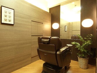 艶出専科本店 | 日本橋のヘアサロン