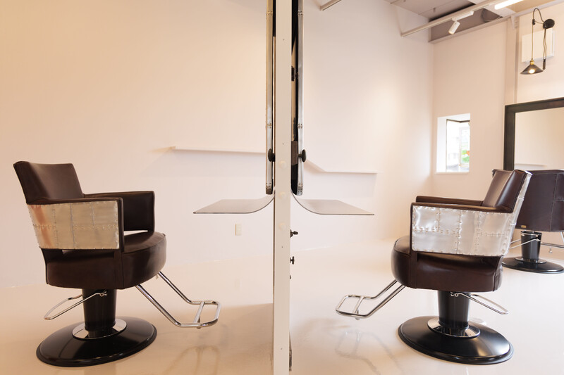 ATELIe'R Isms... | 小牧のヘアサロン