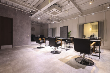 髪質改善ヘアエステ＆縮毛矯正専門店 One... | 綾瀬のヘアサロン