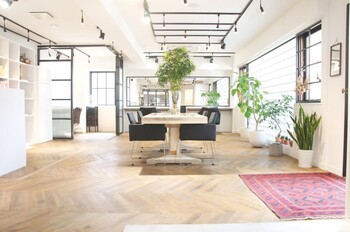 5 SCENE AOYAMA | 表参道のヘアサロン