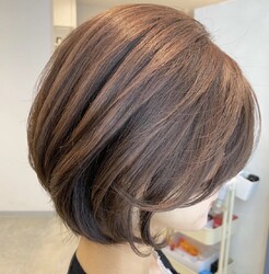 ambiente | 元町のヘアサロン
