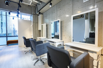 ヘアカラー専門店 リタッチプロ【Retouch Pro】 | 吉祥寺のヘアサロン ヘアカラー専門店 リタッチプロ【Retouch Pro】 | 吉祥寺のヘアサロン