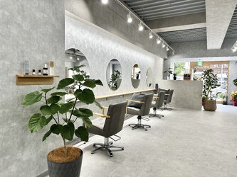 Libelle 西中島(リベル) | 新大阪のヘアサロン