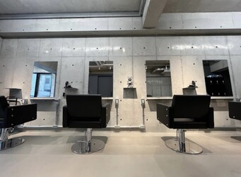 men's salon Liberte Grit | 心斎橋のヘアサロン