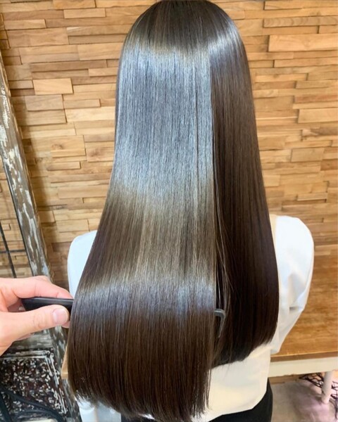 aimée | 元町のヘアサロン