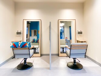 RINOSHORES YOKOHAMA. 日本大通り/横浜関内店 | 関内のヘアサロン RINOSHORES YOKOHAMA. 日本大通り/横浜関内店 | 関内のヘアサロン