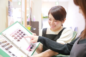 カットルームカラー 米沢中田店 | 米沢のヘアサロン