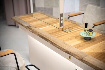 CLUTCH bio 博多駅前 | 博多のヘアサロン