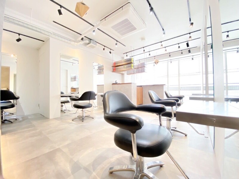 MILA | 新宿のヘアサロン