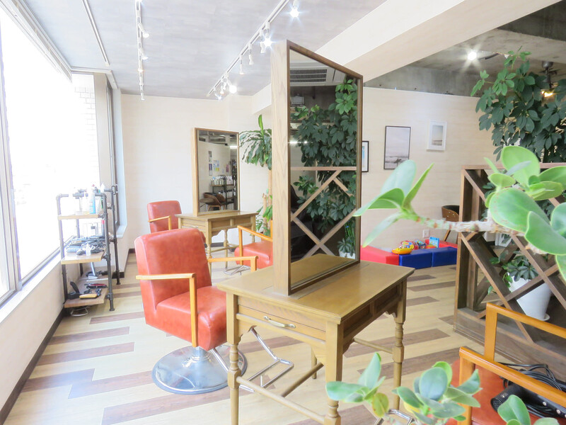 li'a | 国立のヘアサロン