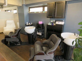 li'a | 国立のヘアサロン