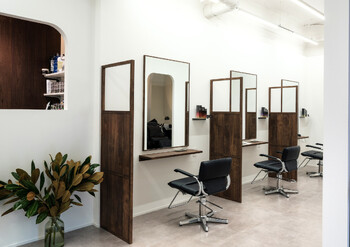 AVANCE. PRODUCED by EGAO大阪梅田店 | 梅田のヘアサロン