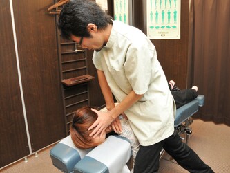 エスクローバーカイロプラクティック | 坂戸のリラクゼーション